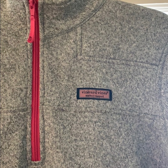 Vineyard vines quarter zip - Picture 2 of 2